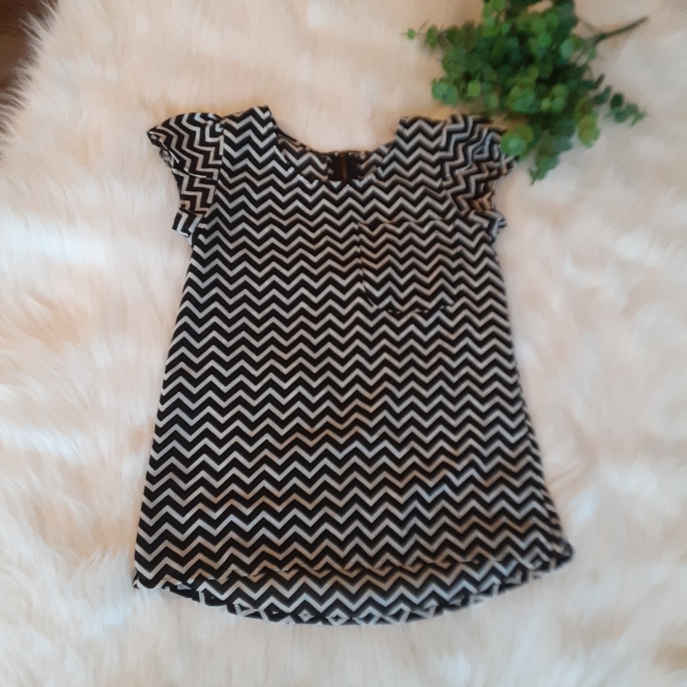 Girls Zigzag Shirt Size:8